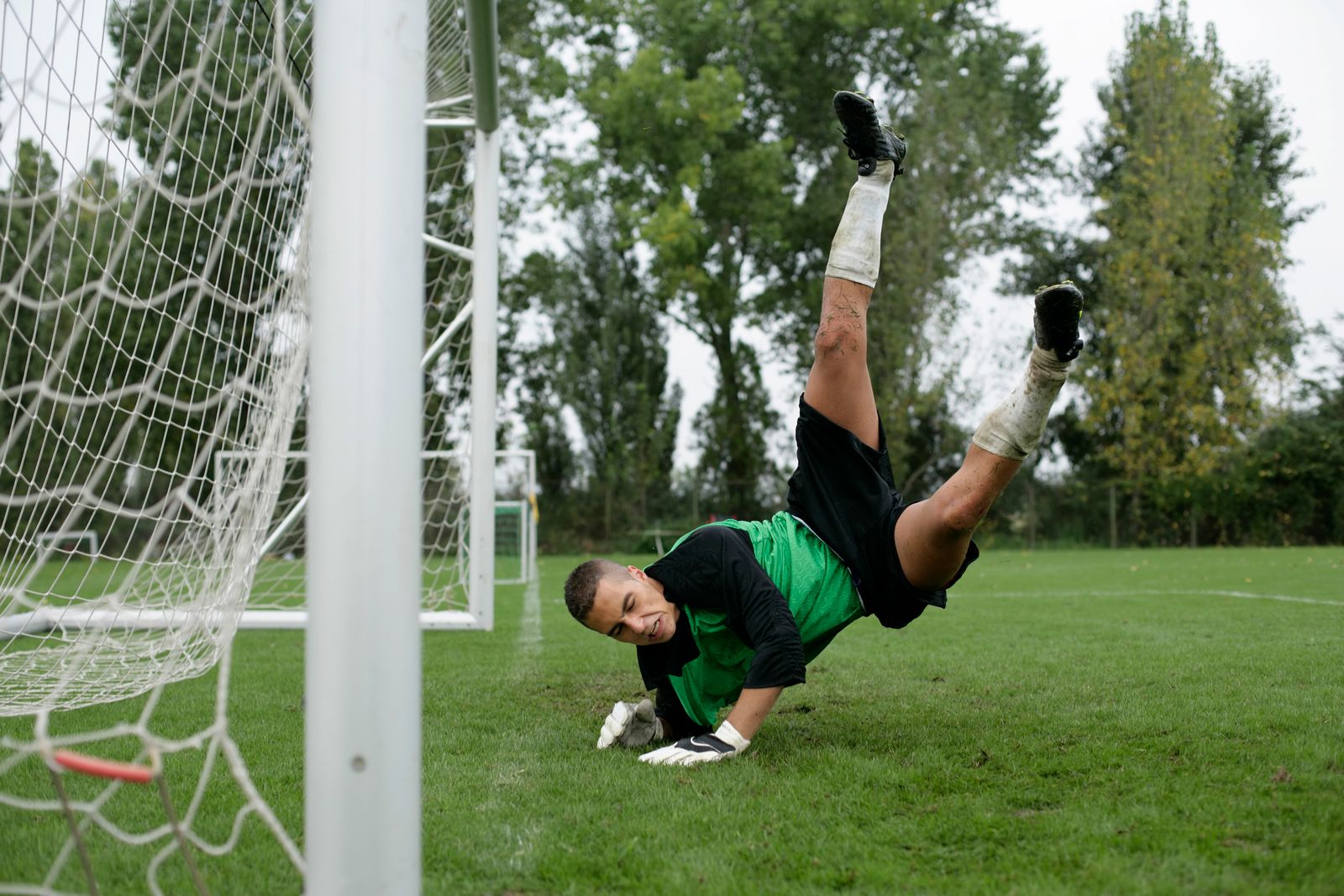 Milan Avoid Serious Saelemaekers Injury but Ankle Sprain Clouds the Restart