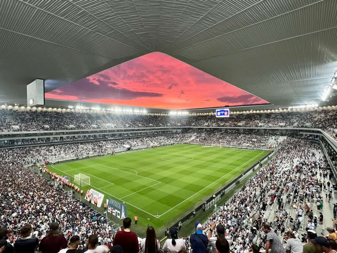 Bordeaux Sold for One Euro: Park Bench Deal Saves Girondins From Liquidation and Ends the Gérard Lopez Era