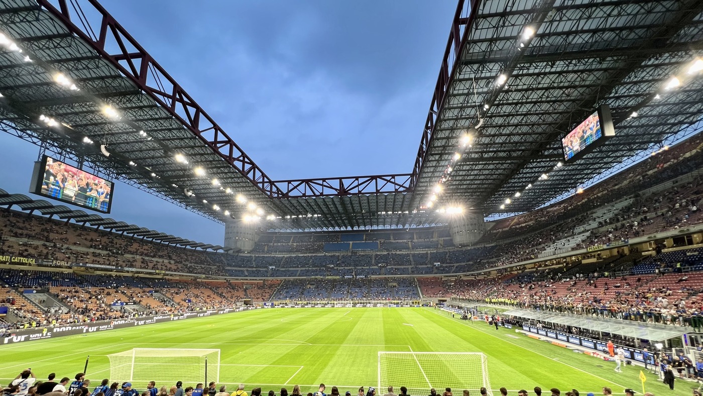 Milan Avoid Serious Saelemaekers Injury but Ankle Sprain Clouds the Restart